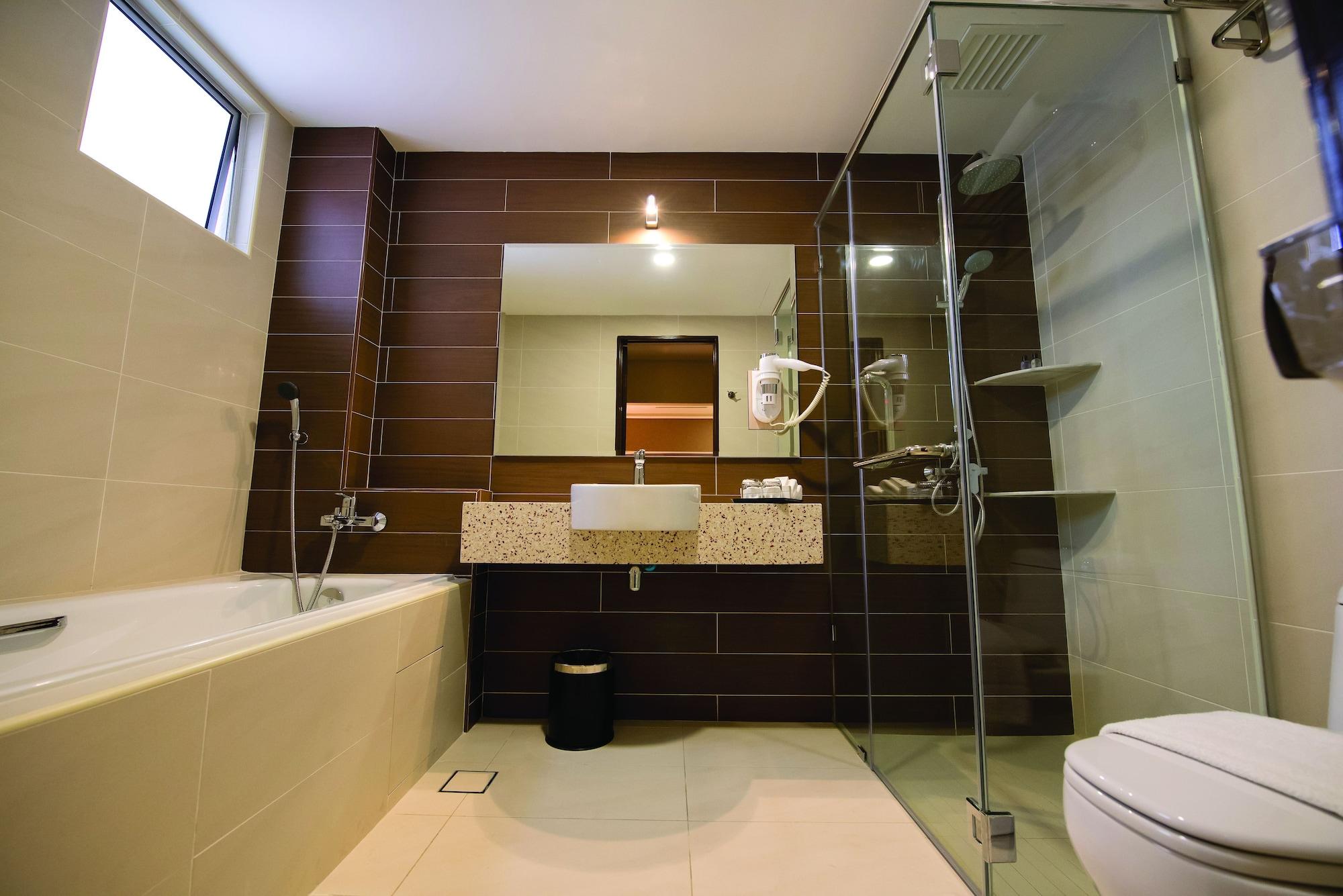 Grand Orient Hotel Perai, Penang Dış mekan fotoğraf